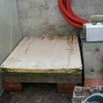 Isolated bottom